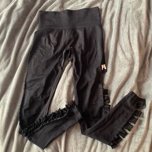 ❌SOLD❌ Pink VS black ribbed leggings